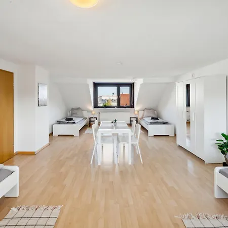 Fuer Teams Smart Tv, Wifi, Parking New Apartment *