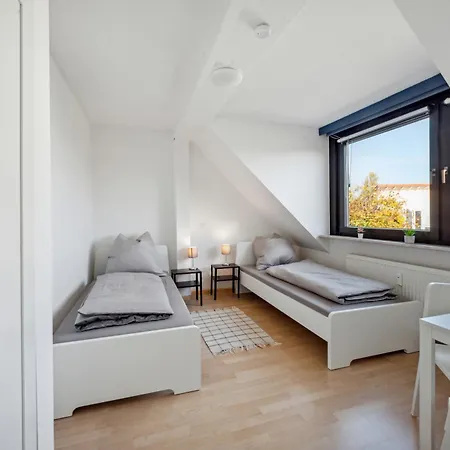 Fuer Teams Smart Tv, Wifi, Parking New Apartment *