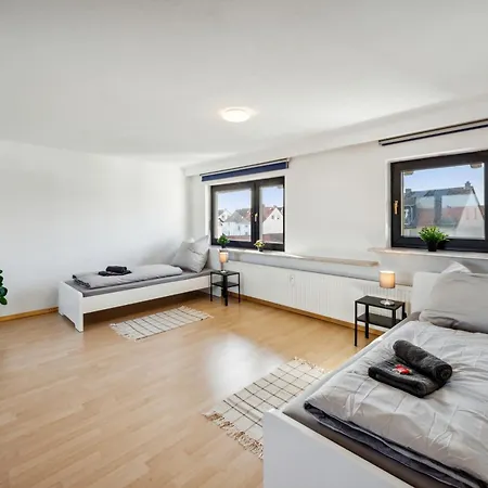 Home2stay In Parking, Smart Tv, Wifi Hanau