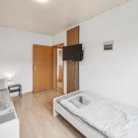 Apartment Fuer Teams Smart Tv, Wifi, Parking New *